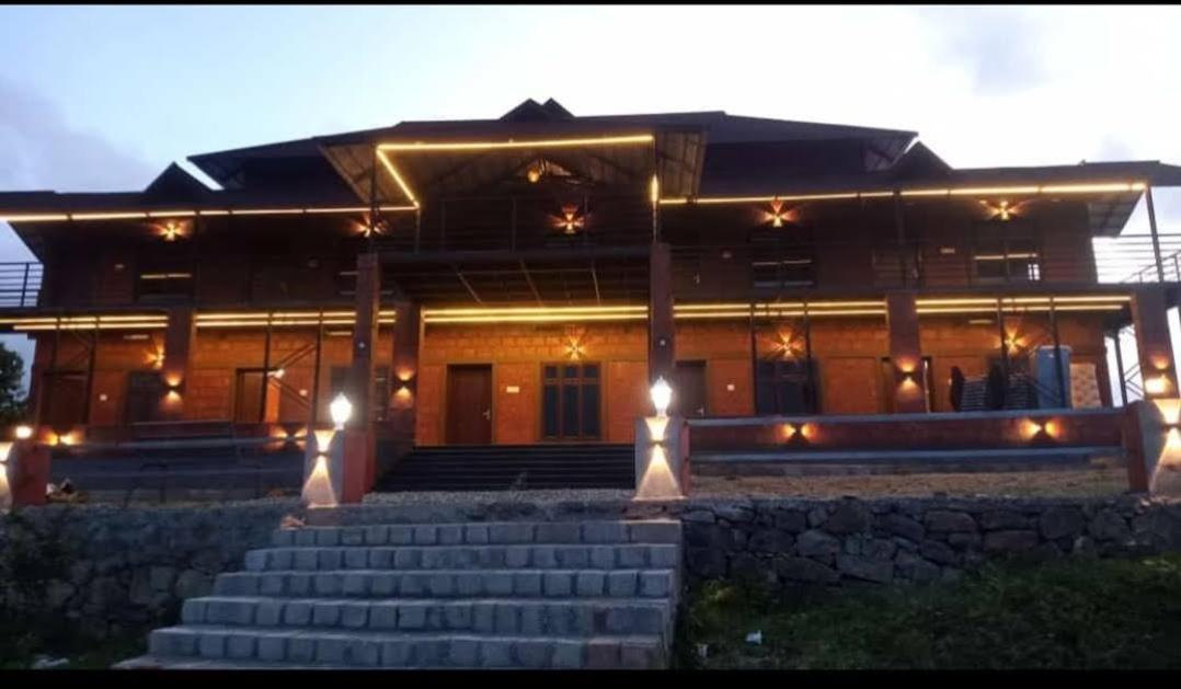 Misty Valley Resort Varagampadi 외부 사진