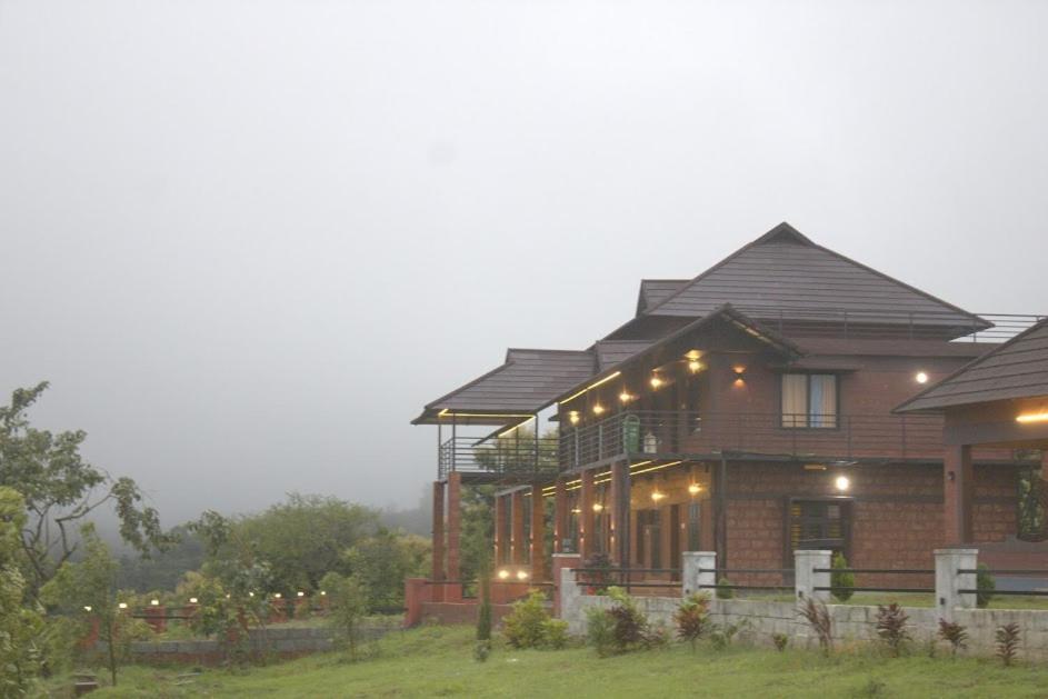 Misty Valley Resort Varagampadi 외부 사진